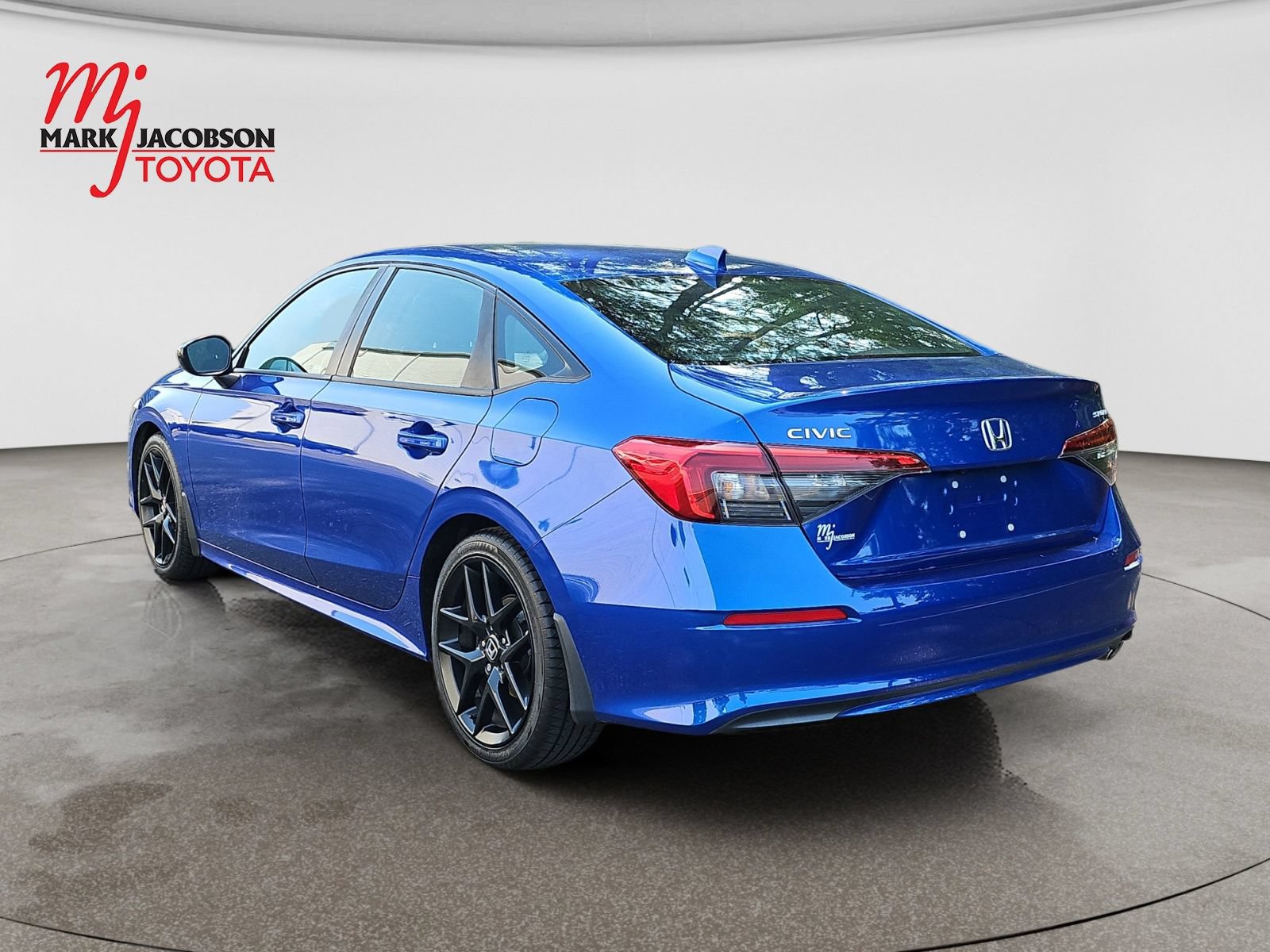 Used 2023 Honda Civic Sport image 14