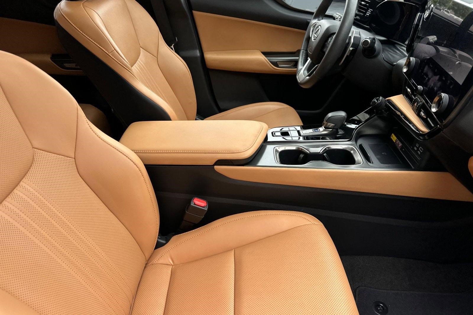 Used 2024 Lexus NX 350 AWD image 31