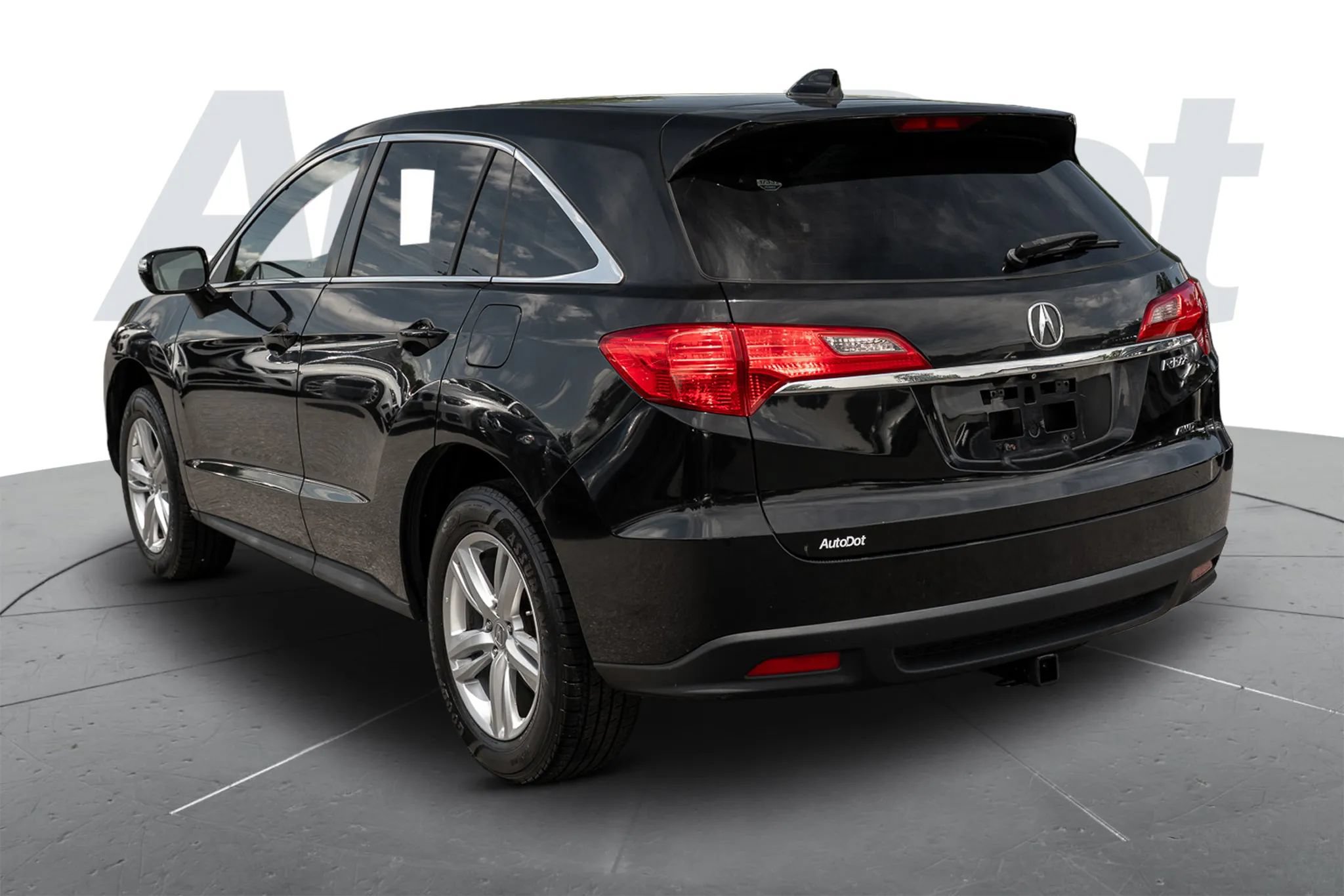 Used 2015 Acura RDX AWD image 2