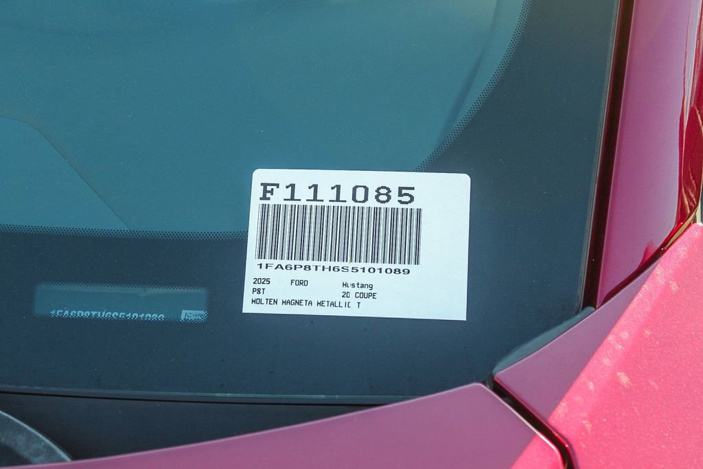 Used 2025 Ford Mustang Coupe image 30