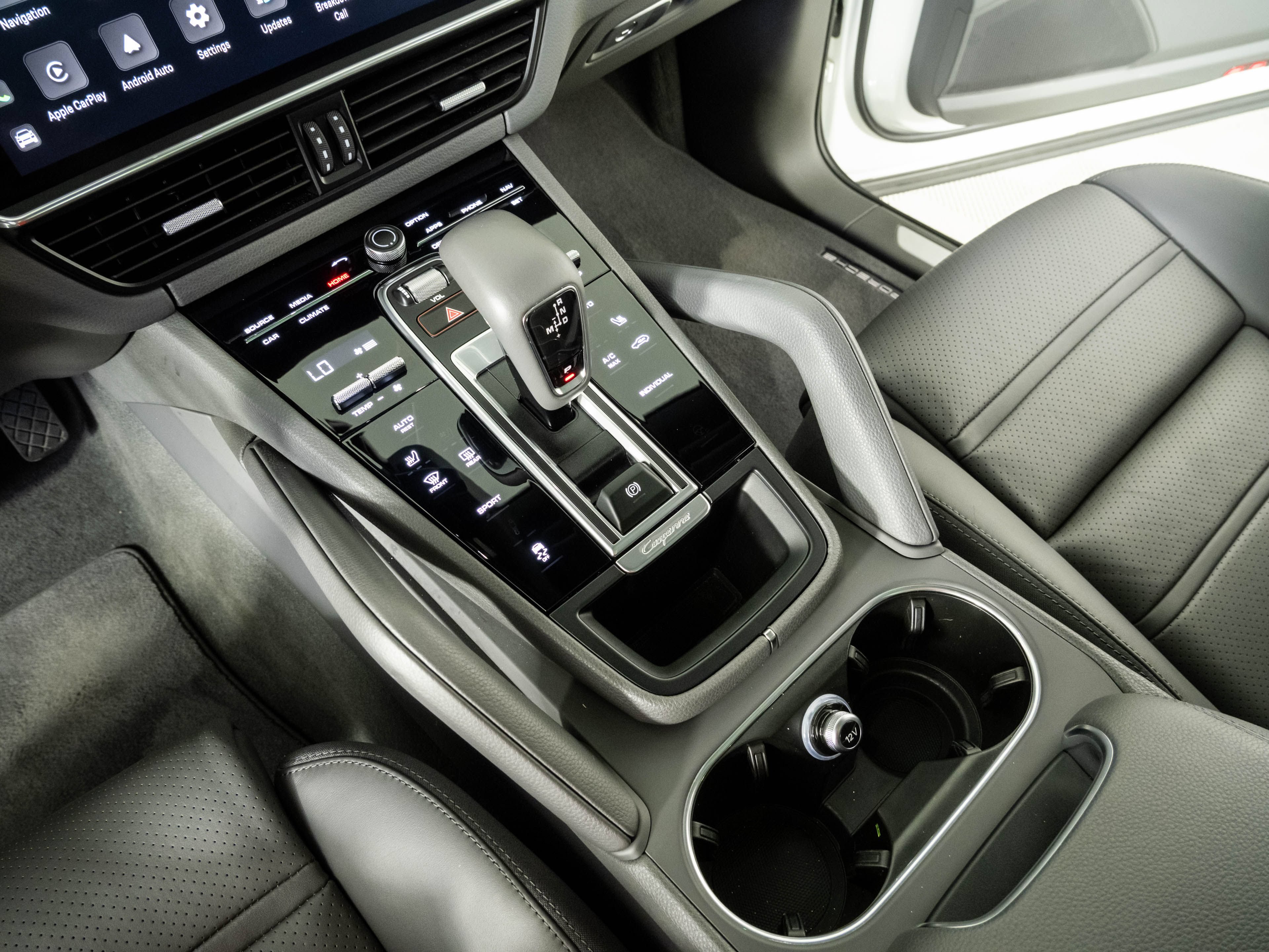 Certified 2023 Porsche Cayenne AWD/4WD image 17