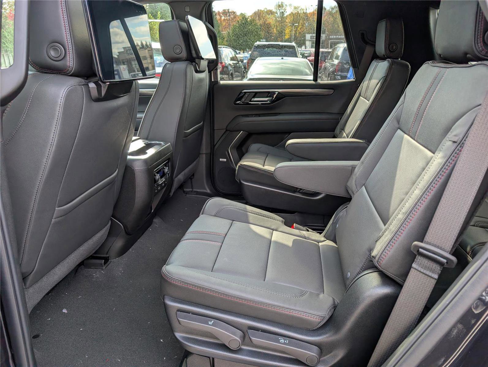 New 2026 Chevrolet Tahoe RST w/ Advanced Technology Package AWD/4WD image 14