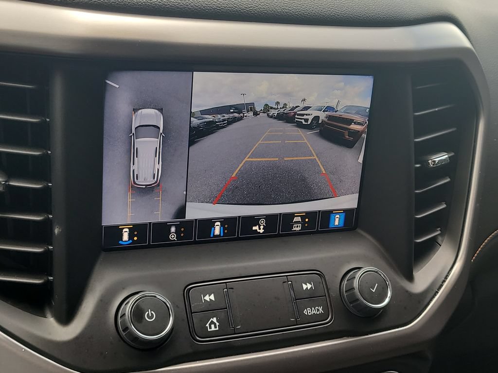 Used 2023 GMC Acadia AT4 w/ Technology Package AWD/4WD image 30