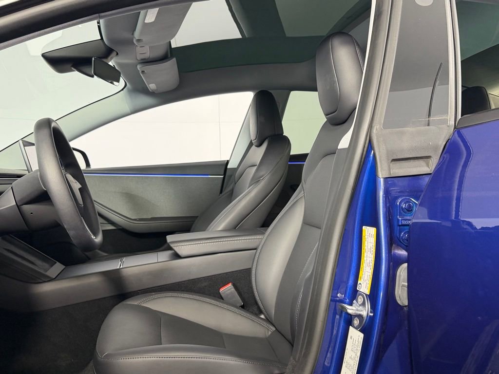 Used 2025 Tesla Model 3 Long Range RWD image 19