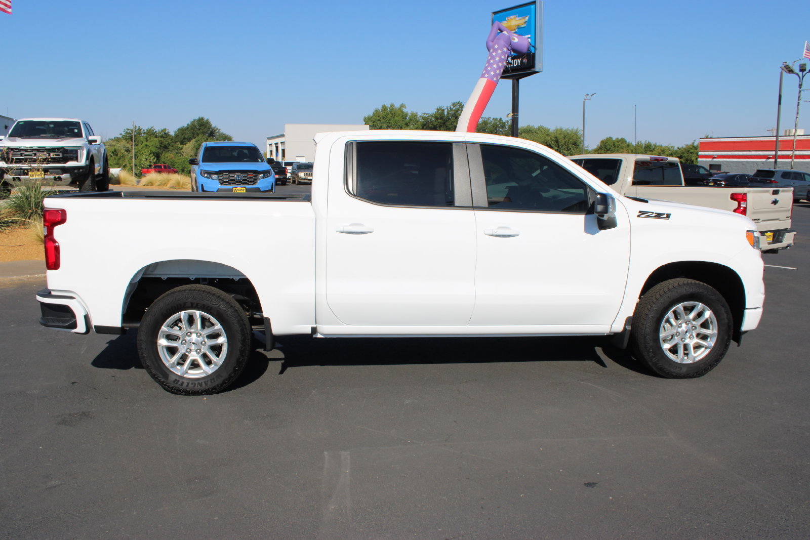 New 2026 Chevrolet Silverado 1500 RST w/ Safety Package AWD/4WD image 9