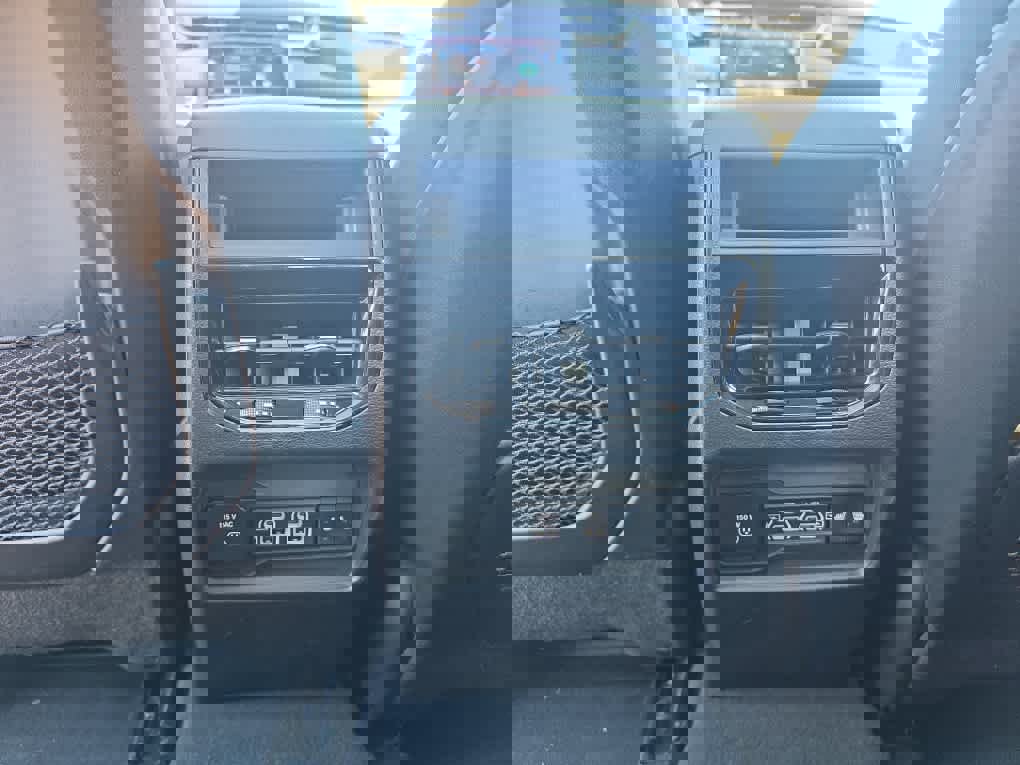 Used 2024 Jeep Grand Cherokee Limited 4xe AWD/4WD image 27