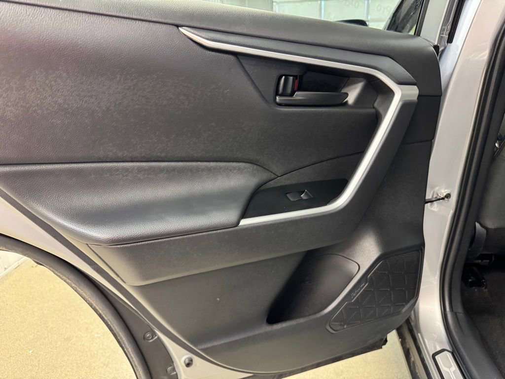 Used 2024 Toyota RAV4 LE image 14