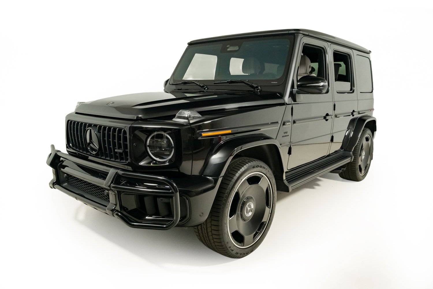 Used 2025 Mercedes-Benz G 63 AMG 4MATIC image 2