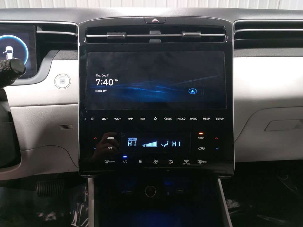 Used 2024 Hyundai Tucson Limited image 20