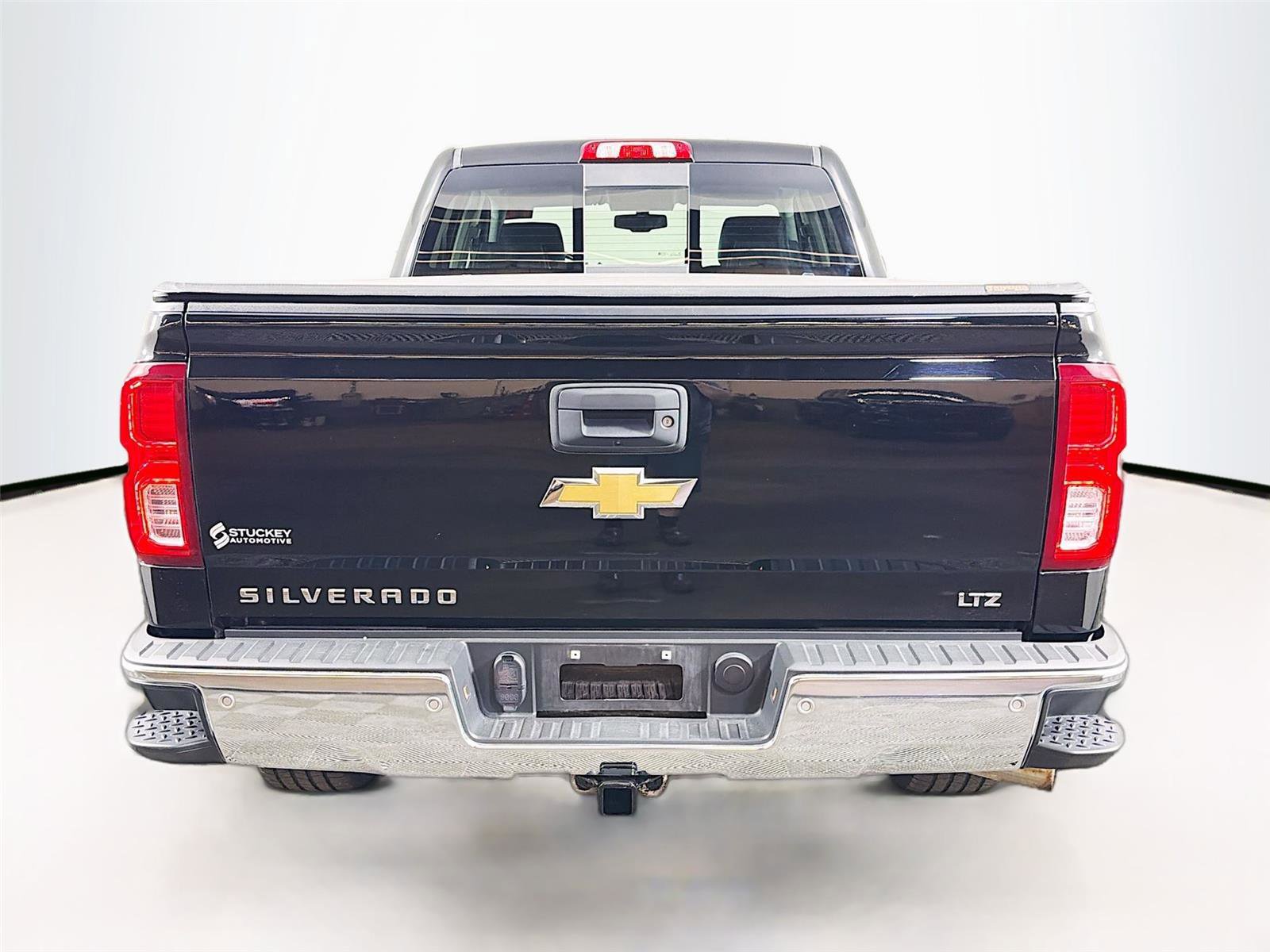 Used 2016 Chevrolet Silverado 1500 LTZ w/ LTZ Plus Package AWD/4WD image 6