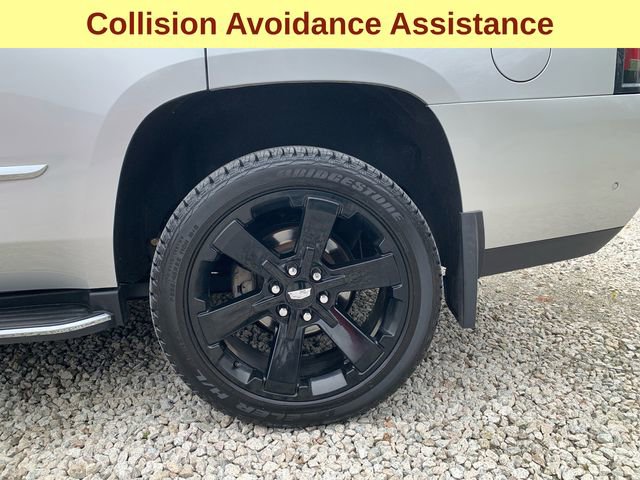 Used 2017 Cadillac Escalade Luxury AWD/4WD image 9