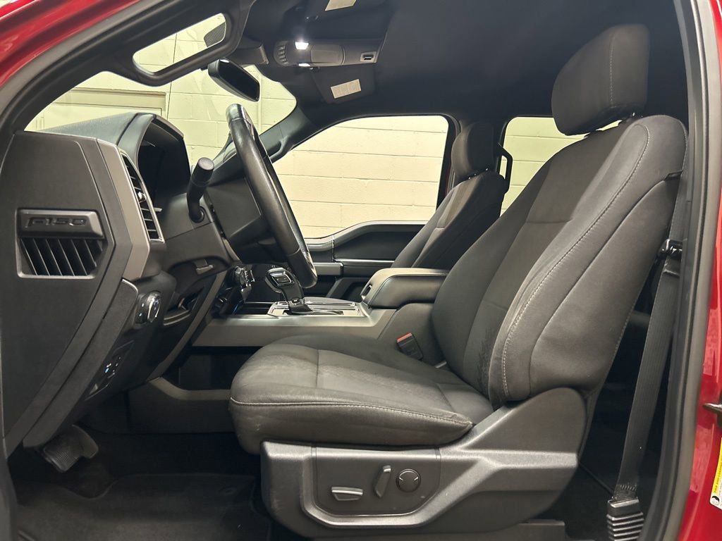 Used 2019 Ford F150 XLT w/ Equipment Group 302A Luxury AWD/4WD image 7