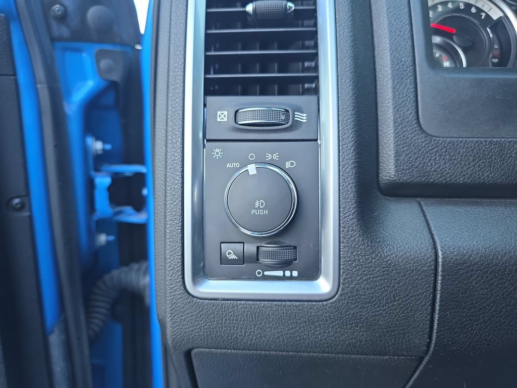Used 2021 RAM 1500 Warlock w/ Electronics Group AWD/4WD image 19