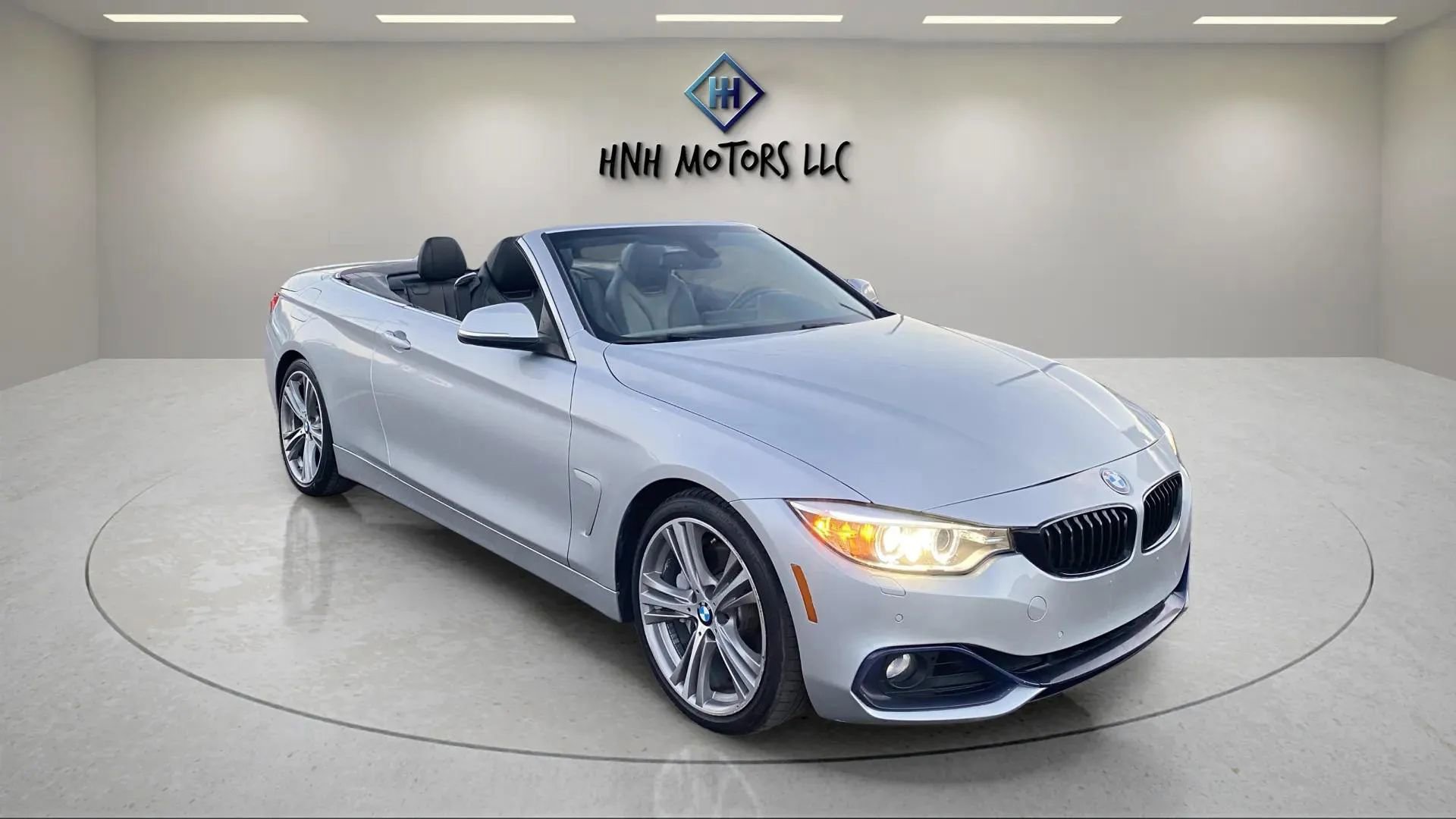 Used 2017 BMW 440i Convertible image 15