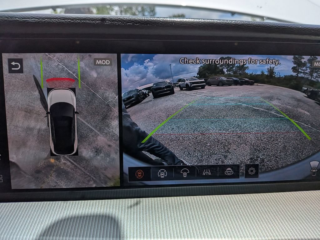 Certified 2025 Nissan Murano Platinum AWD/4WD image 26