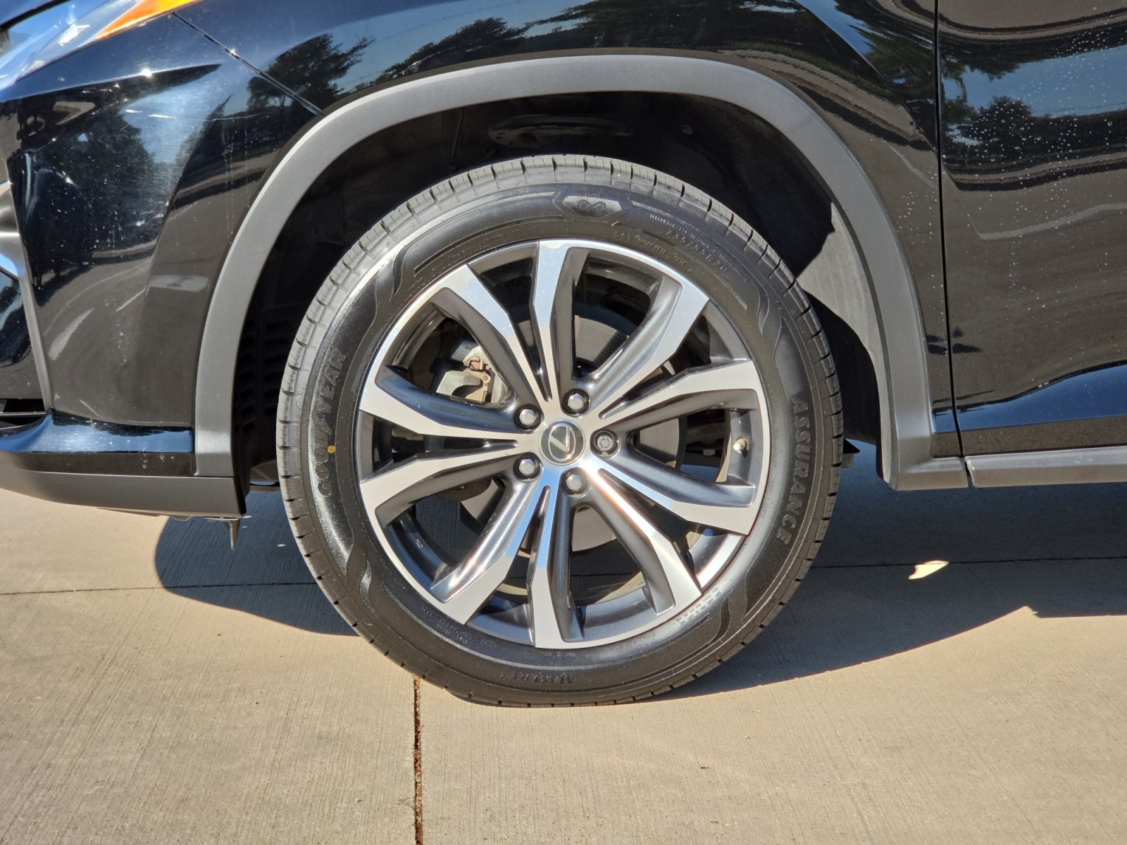 Used 2018 Lexus RX 350L FWD image 26