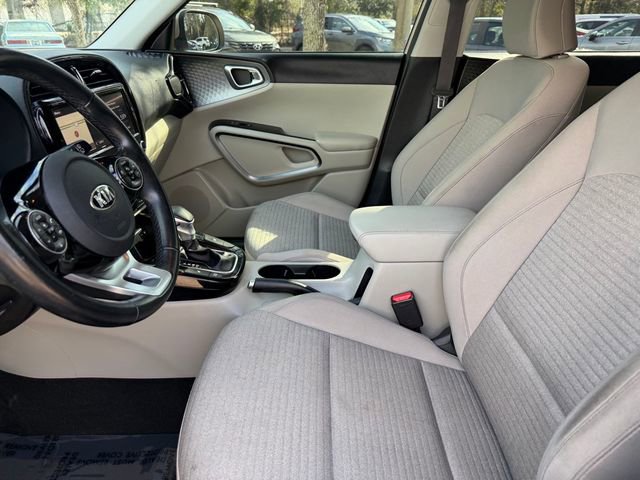 Used 2020 Kia Soul EX image 18