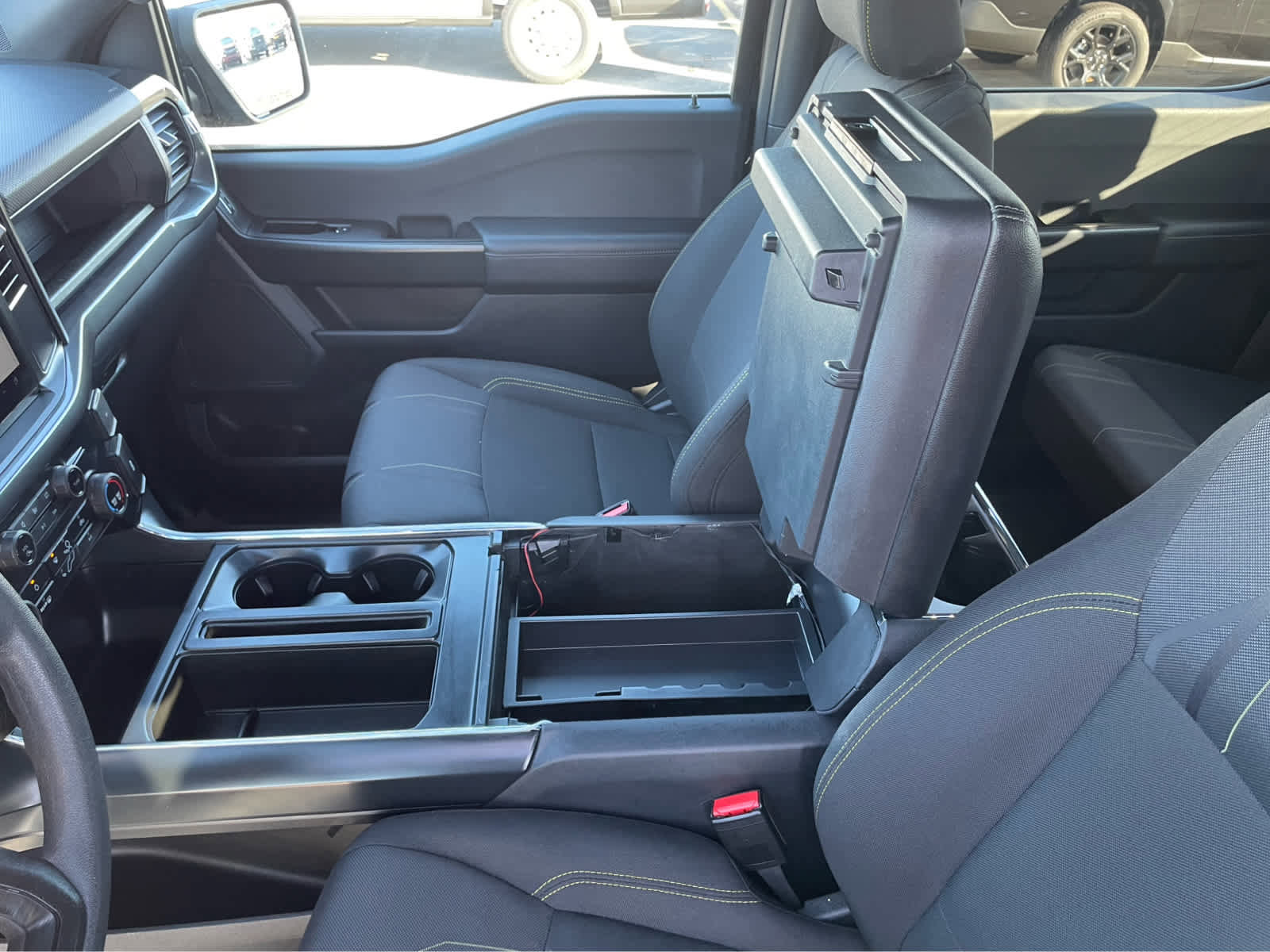 Used 2024 Ford F150 STX image 29