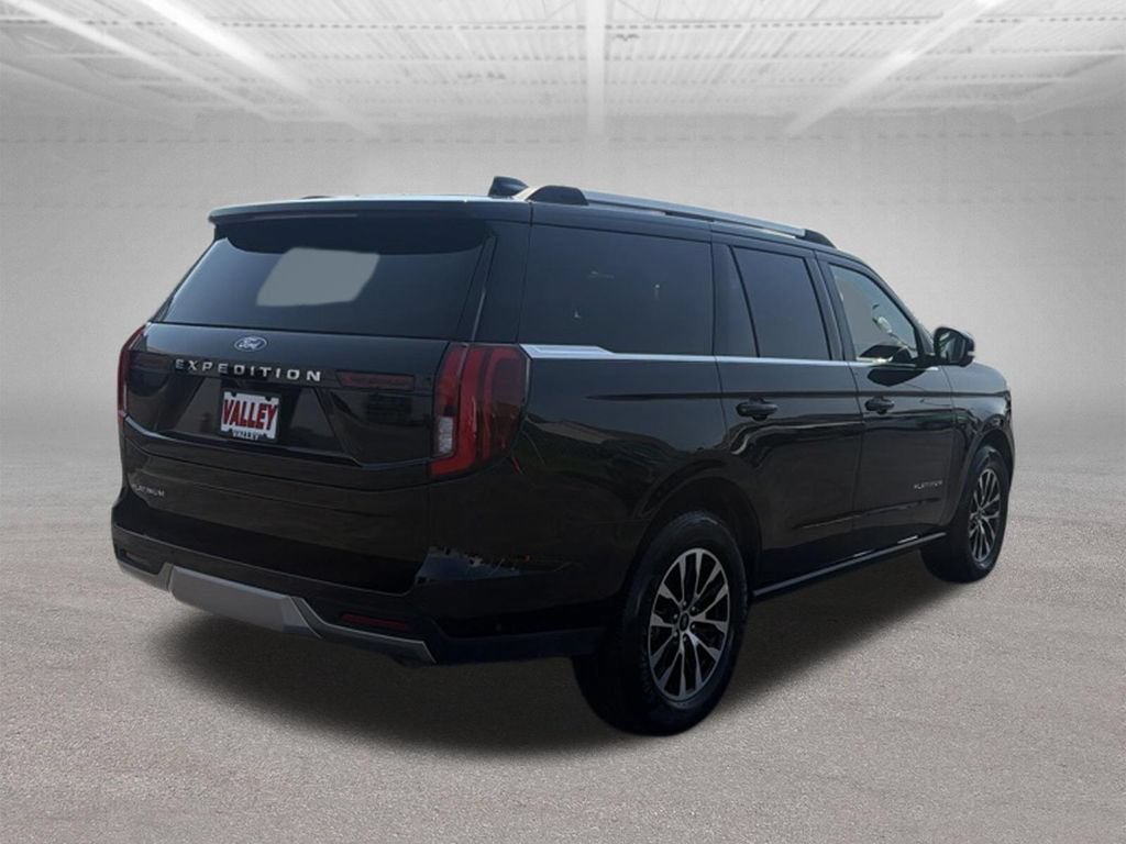 Used 2025 Ford Expedition Platinum AWD/4WD image 12