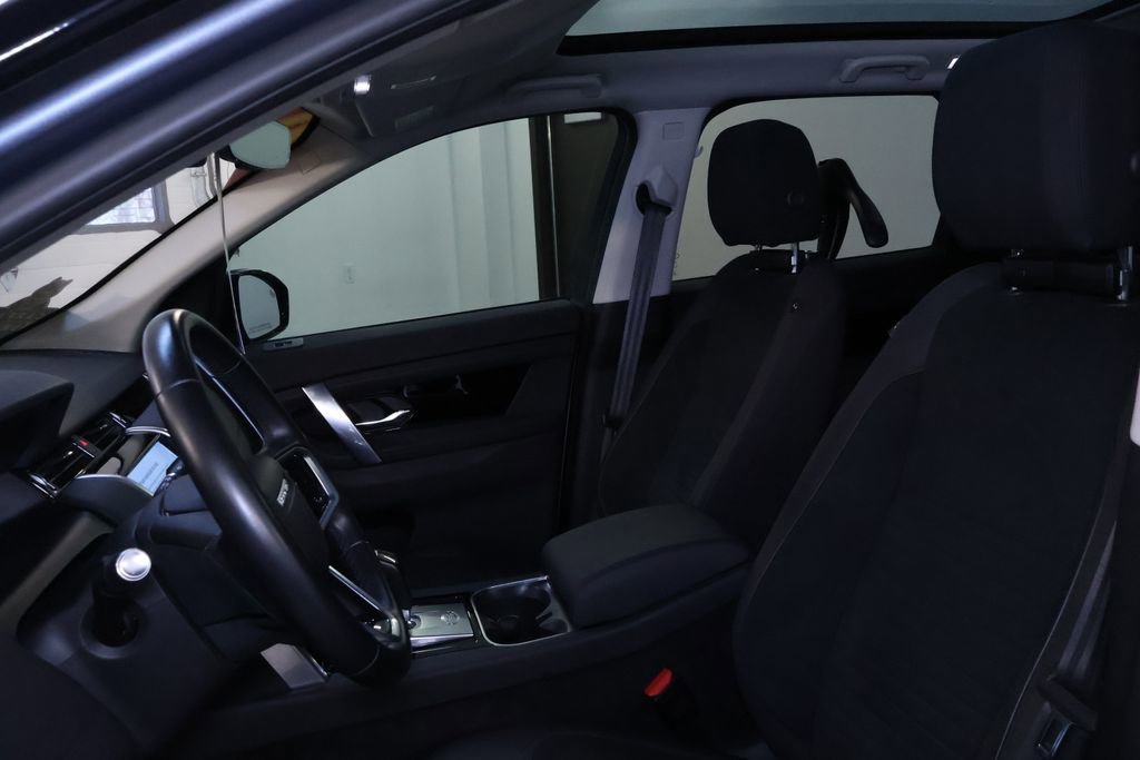 Used 2021 Land Rover Discovery Sport S image 14