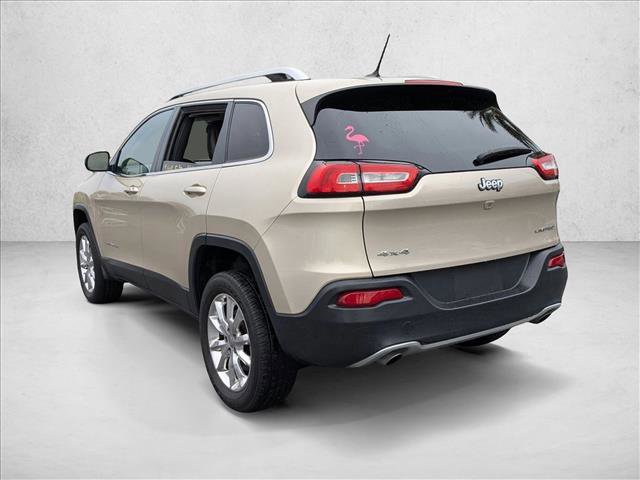 Used 2014 Jeep Cherokee Limited w/ Luxury Group image 8