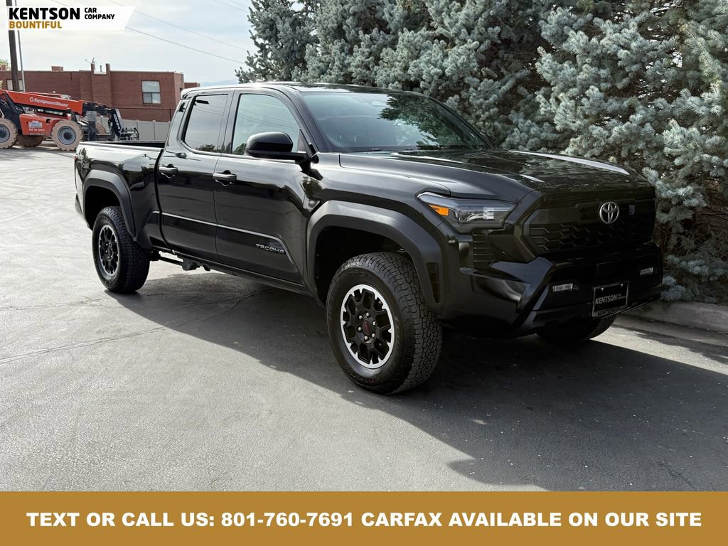 Used 2025 Toyota Tacoma TRD Off-Road image 12
