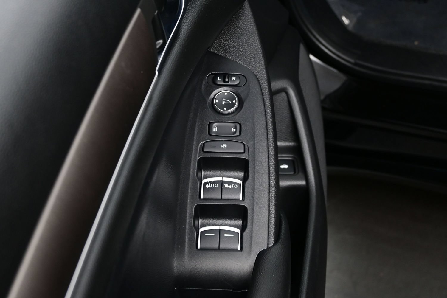 Used 2022 Honda Accord LX image 13
