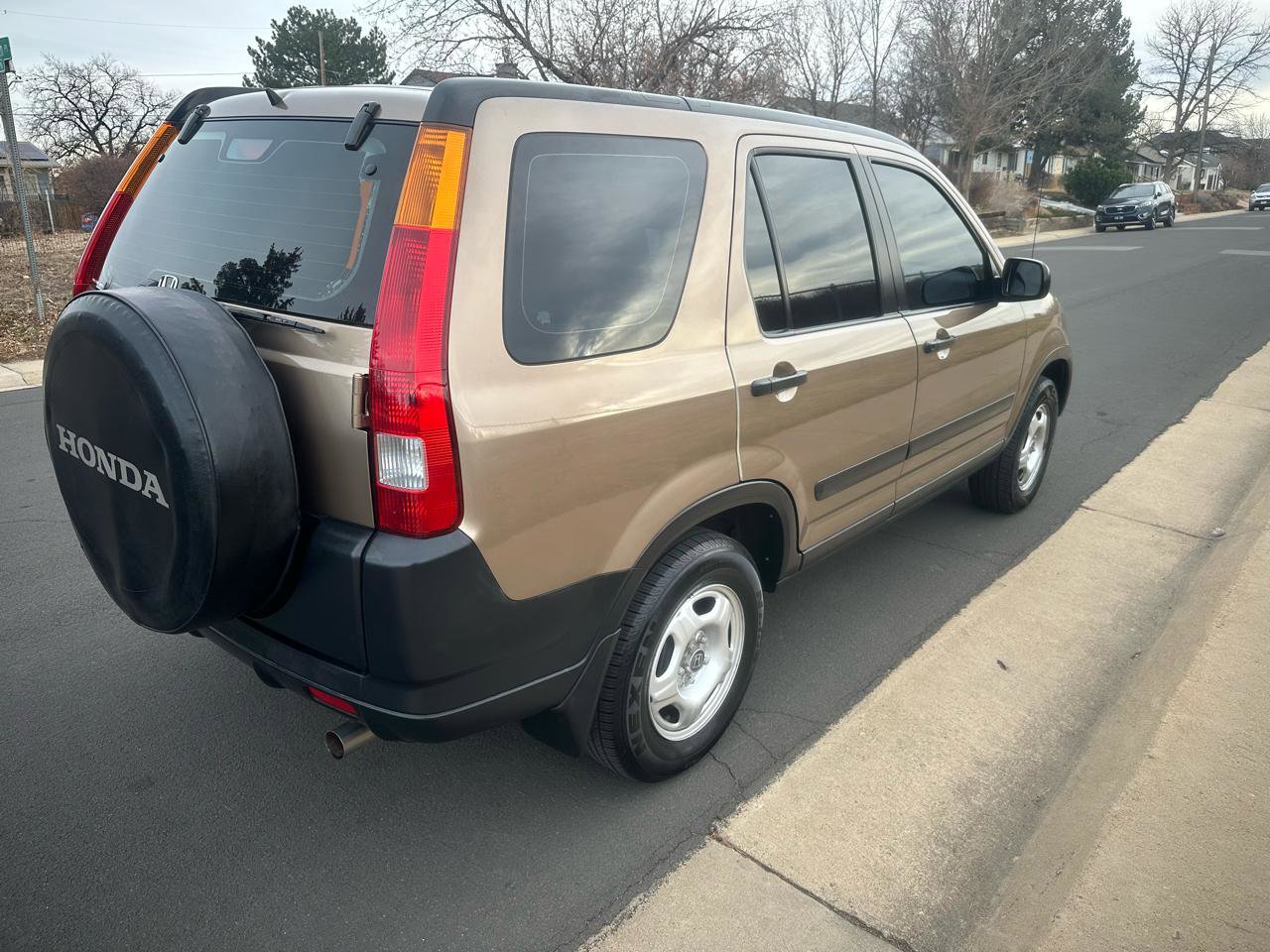 Used 2004 Honda CR-V LX image 5