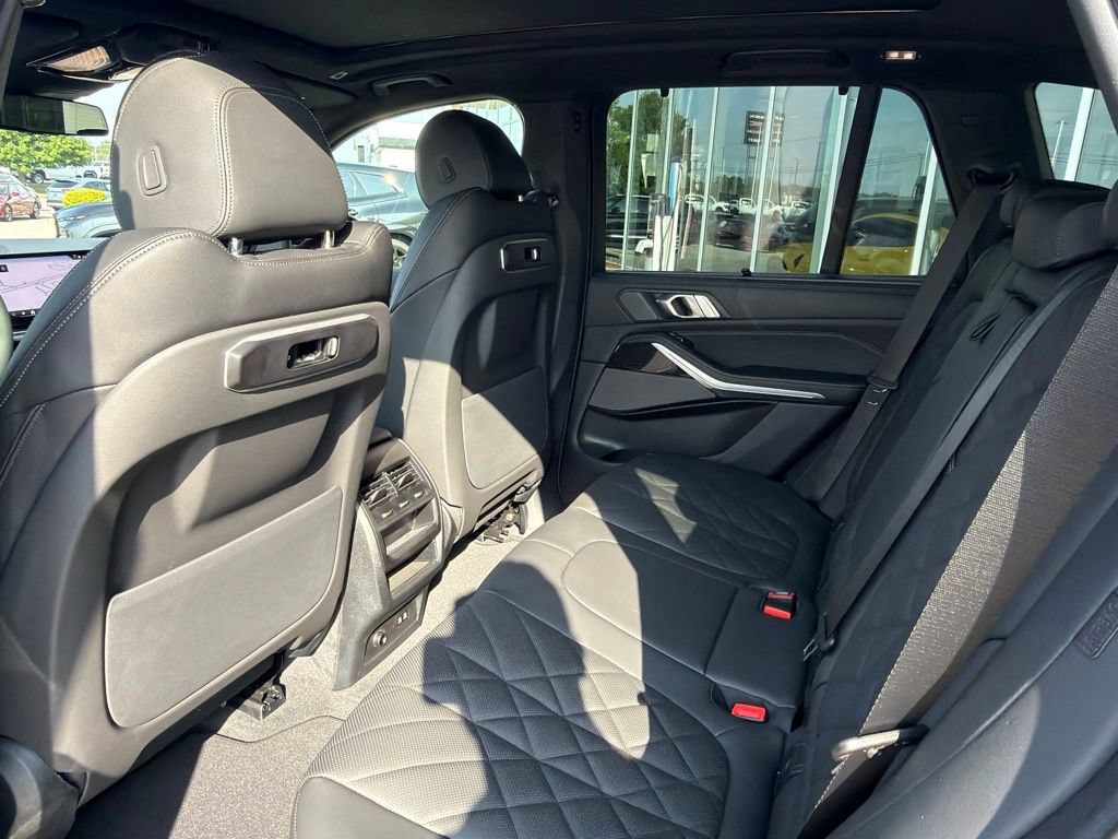 New 2026 BMW X5 xDrive40i w/ M Sport Package AWD/4WD image 26