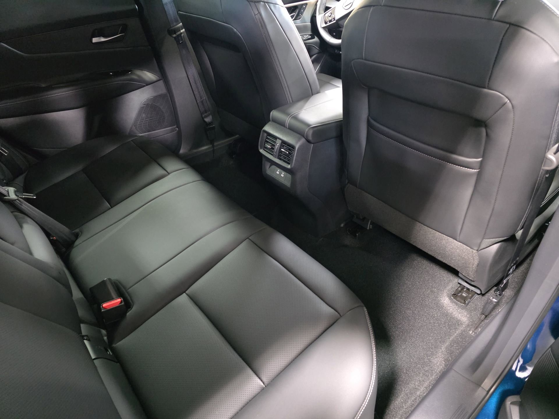 New 2026 Nissan Murano SL image 11