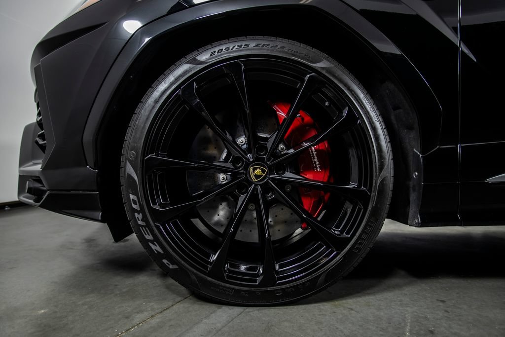 Used 2021 Lamborghini Urus AWD/4WD image 13