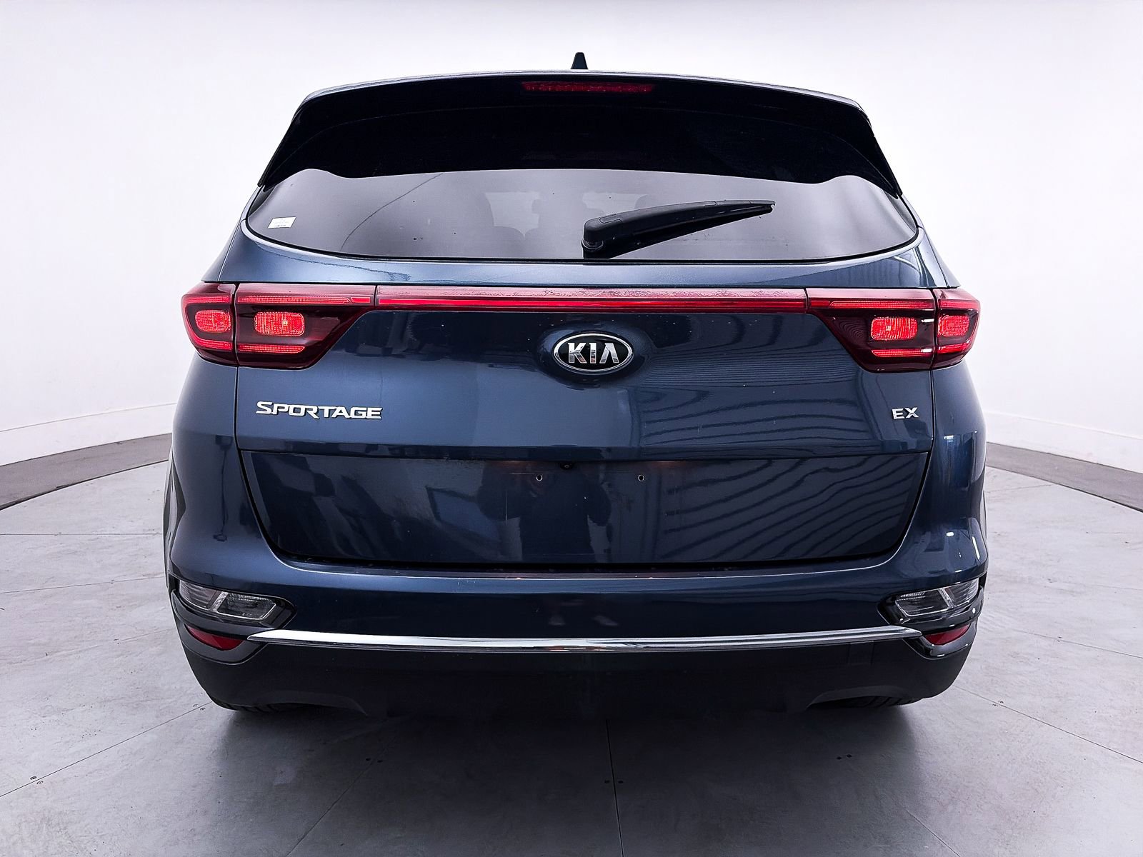 Used 2020 Kia Sportage EX FWD image 13