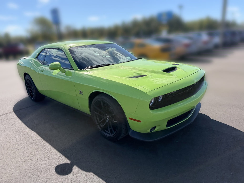 Used 2023 Dodge Challenger R/T Scat Pack RWD image 4