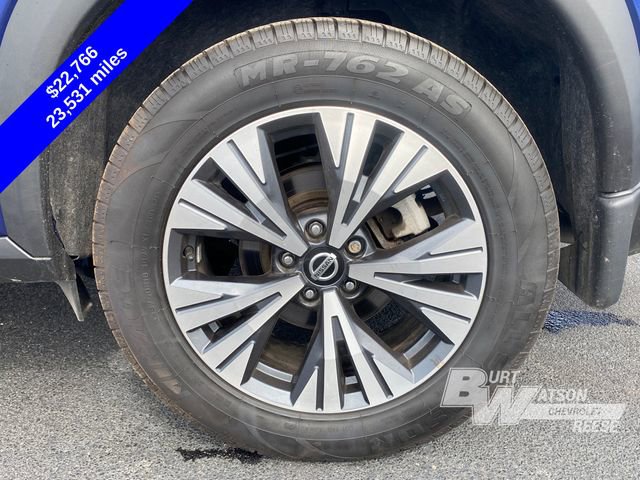 Used 2021 Nissan Rogue SV image 15