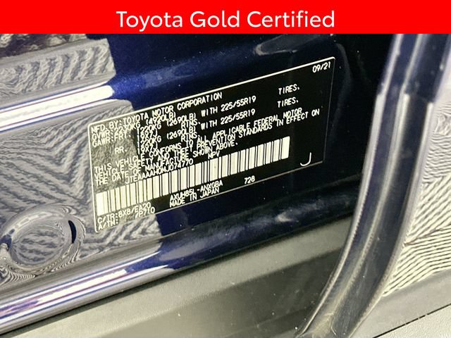 Certified 2021 Toyota Venza XLE w/ Softex Package AWD/4WD image 32