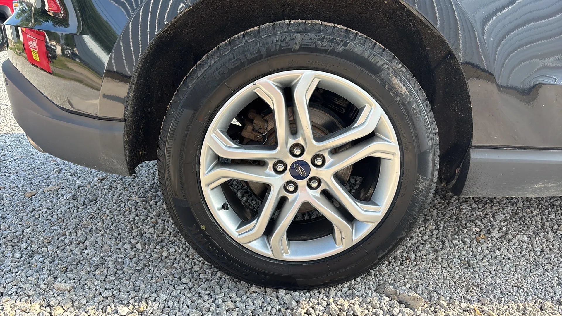 Used 2018 Ford Edge Titanium AWD/4WD image 7