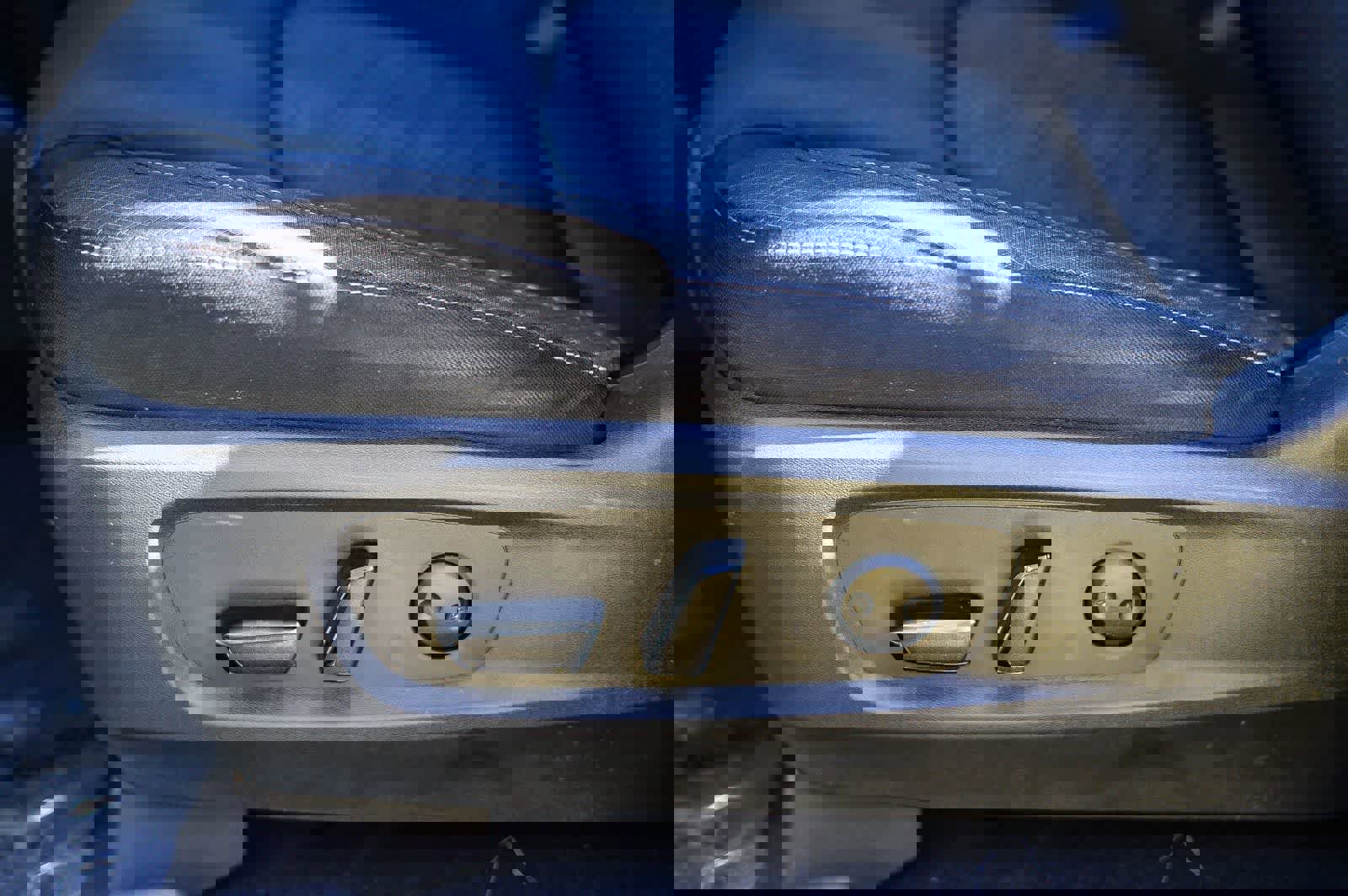 Used 2022 Nissan Pathfinder SV image 21