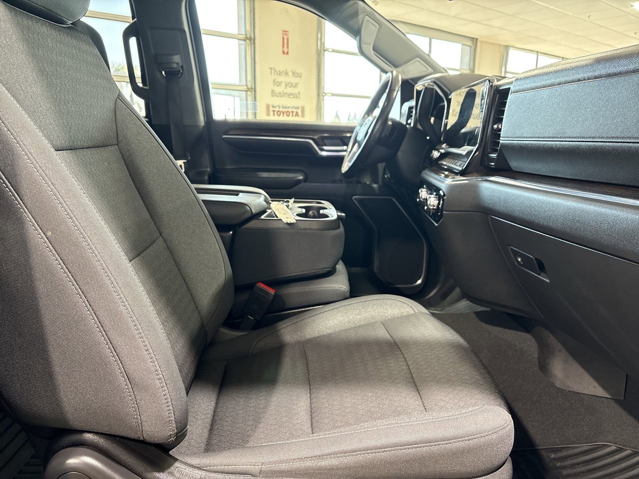 Used 2022 GMC Sierra 1500 Elevation RWD image 25