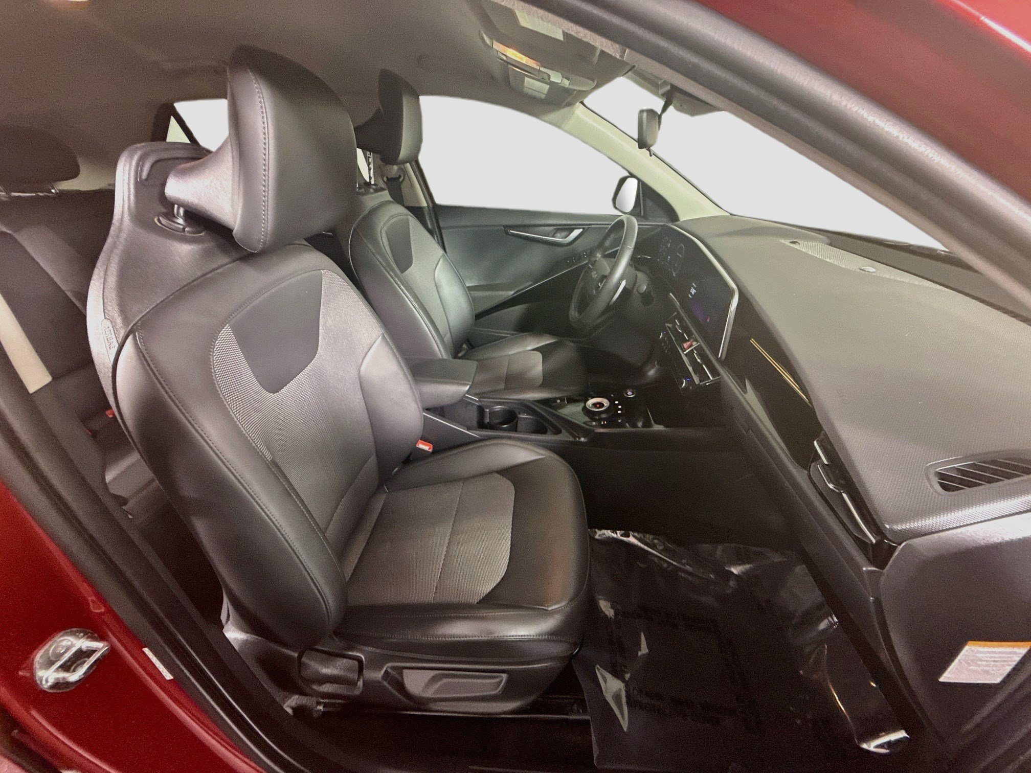Used 2023 Kia Niro Wind FWD image 29