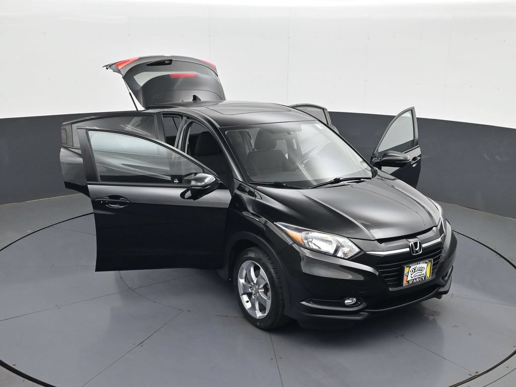 Used 2017 Honda HR-V EX image 29