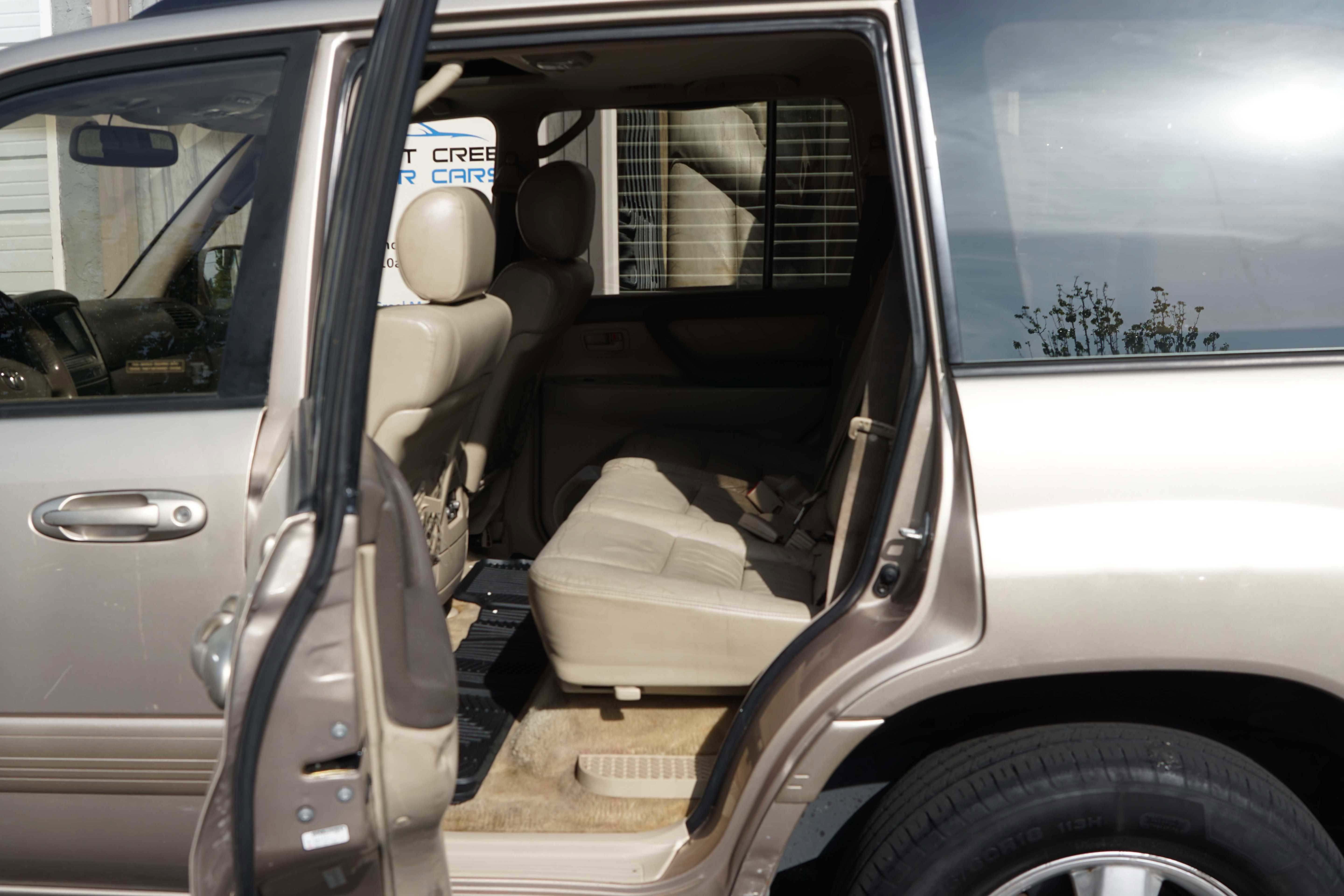 Used 2003 Toyota Land Cruiser image 31
