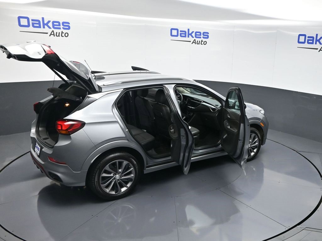Used 2023 Buick Encore GX Select w/ Sport Touring Package image 57