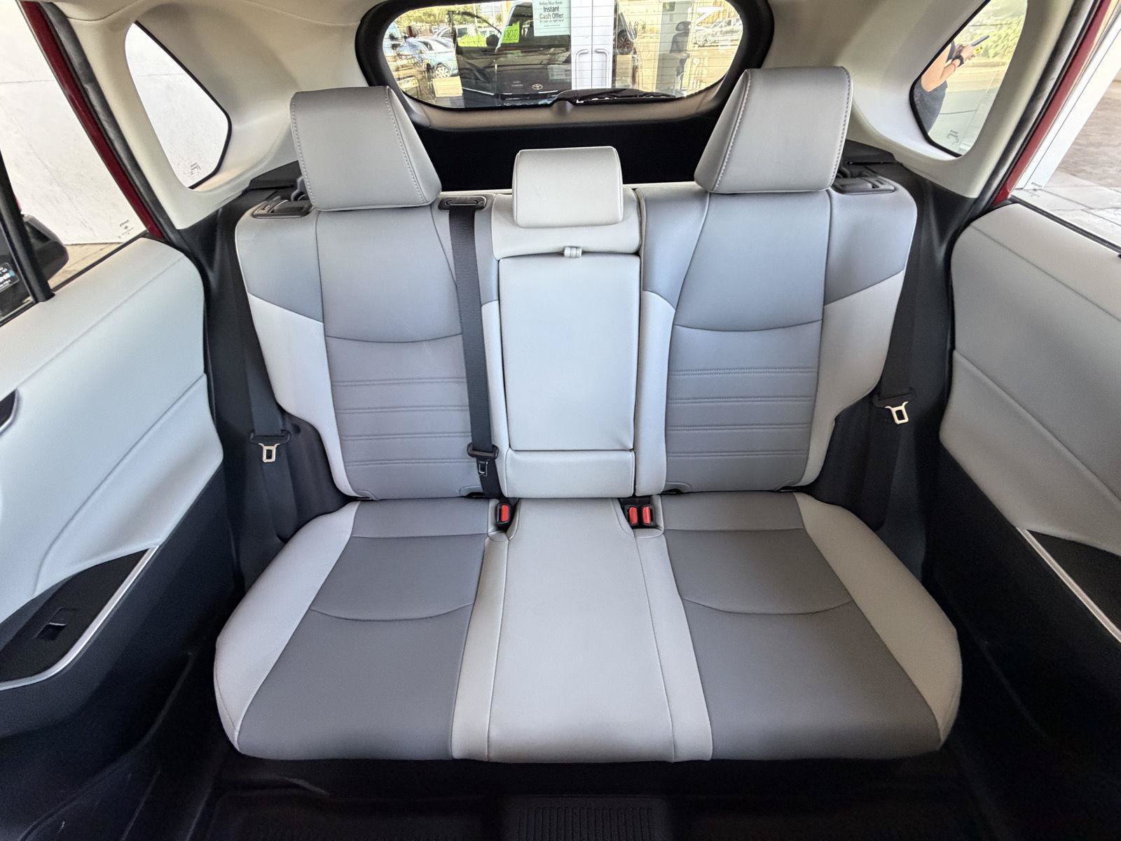 Used 2023 Toyota RAV4 XLE Premium AWD/4WD image 33