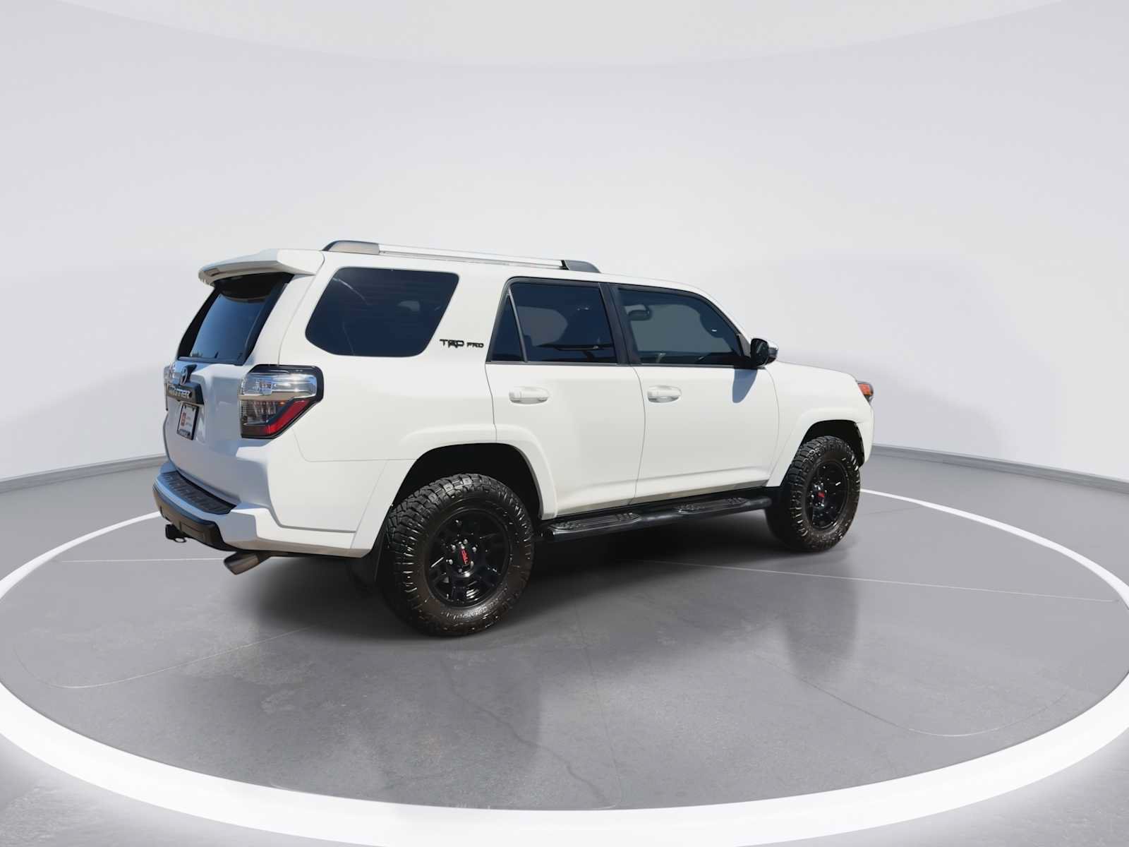 Certified 2016 Toyota 4Runner TRD Pro AWD/4WD image 8