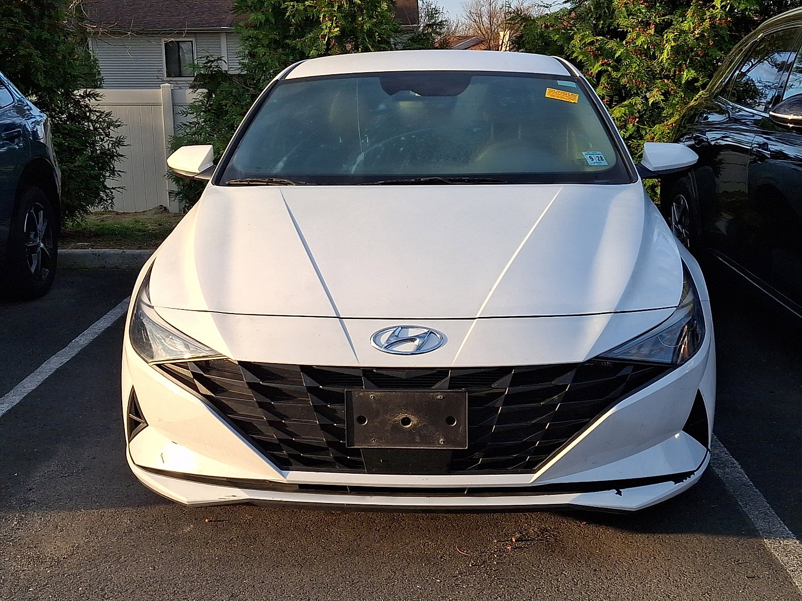 Used 2023 Hyundai Elantra SEL w/ Convenience Package image 3