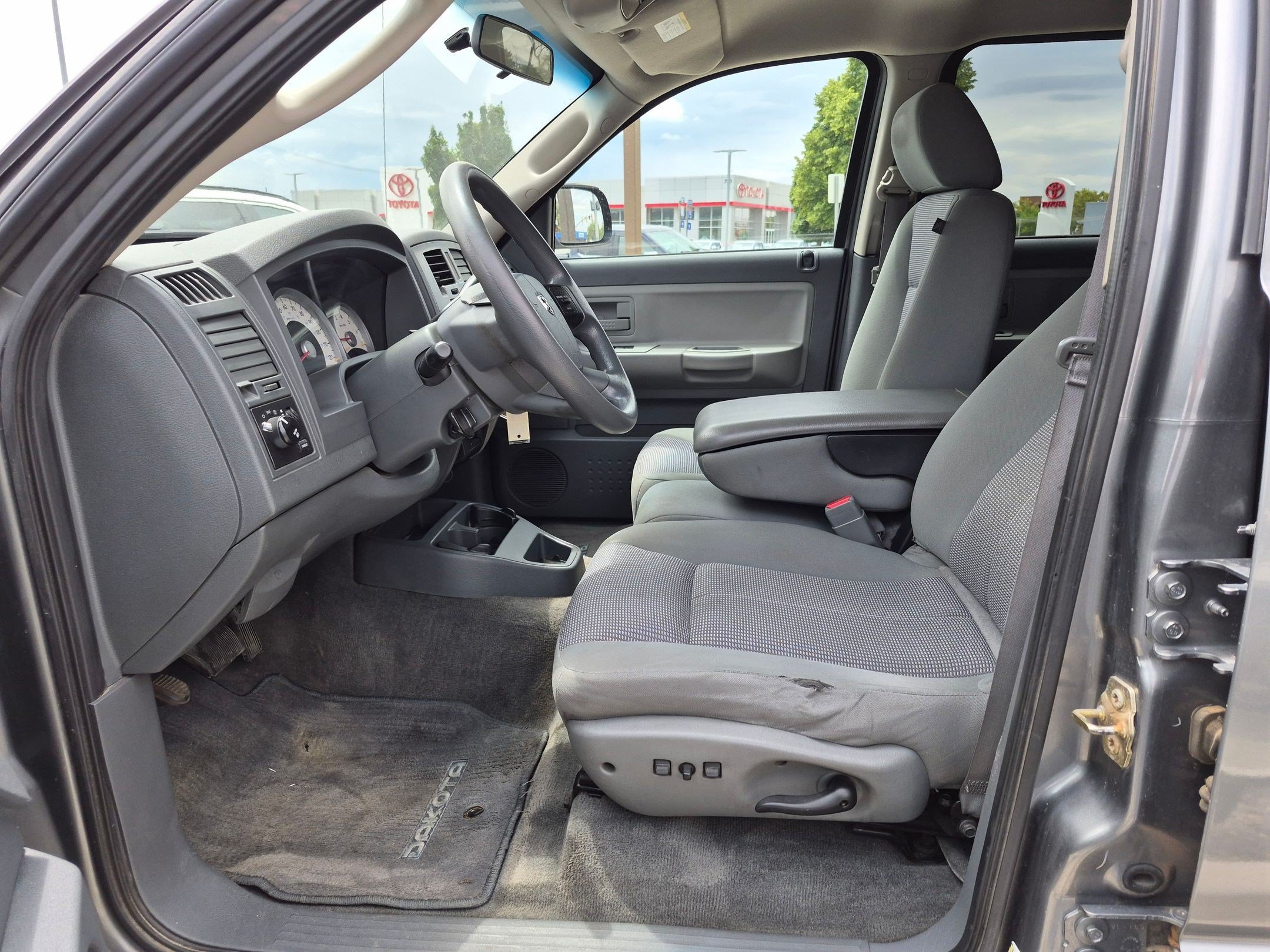 Used 2007 Dodge Dakota SLT w/ Trailer Tow Group AWD/4WD image 17