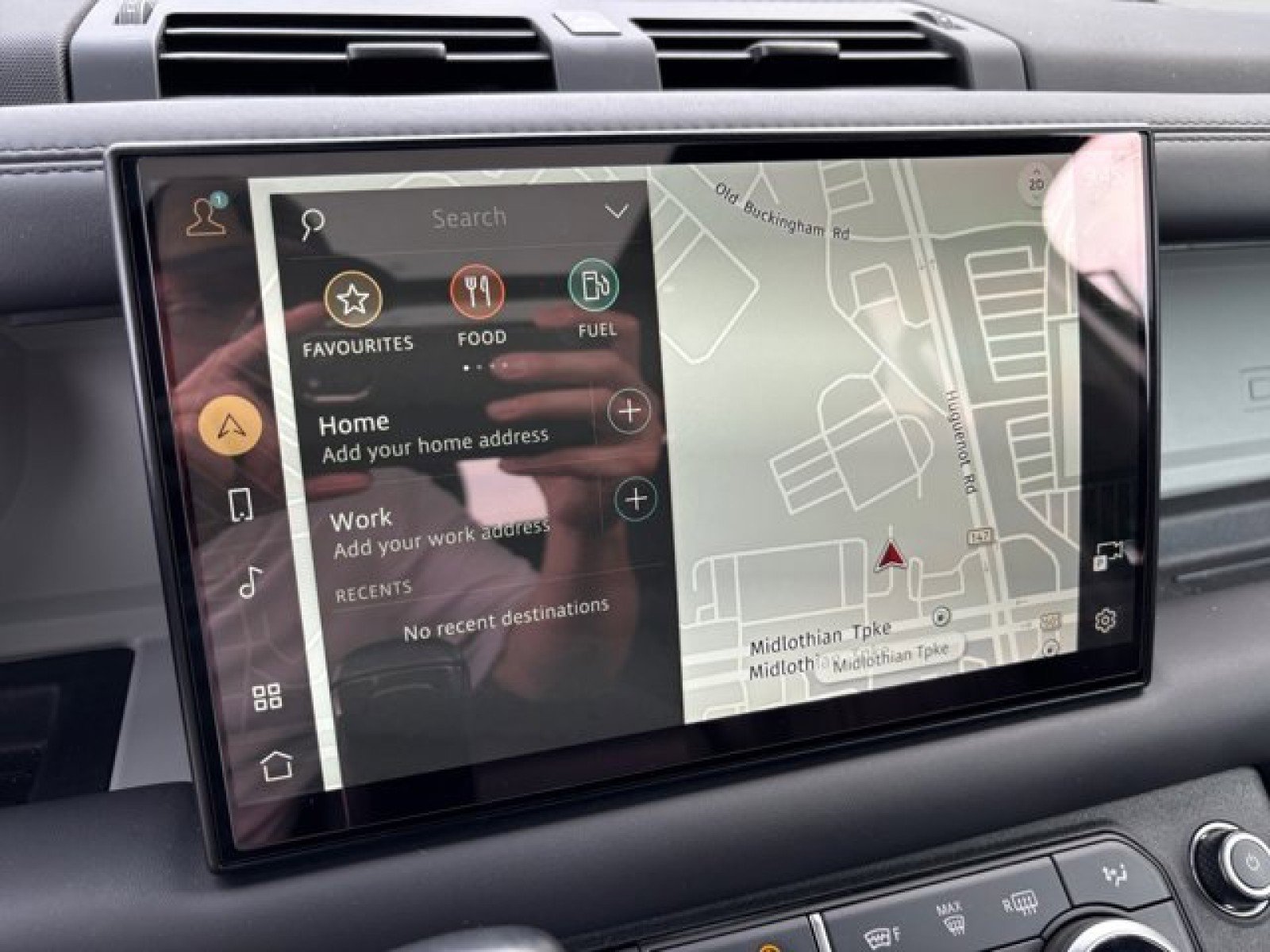 Certified 2022 Land Rover Defender 110 XS Edition image 16