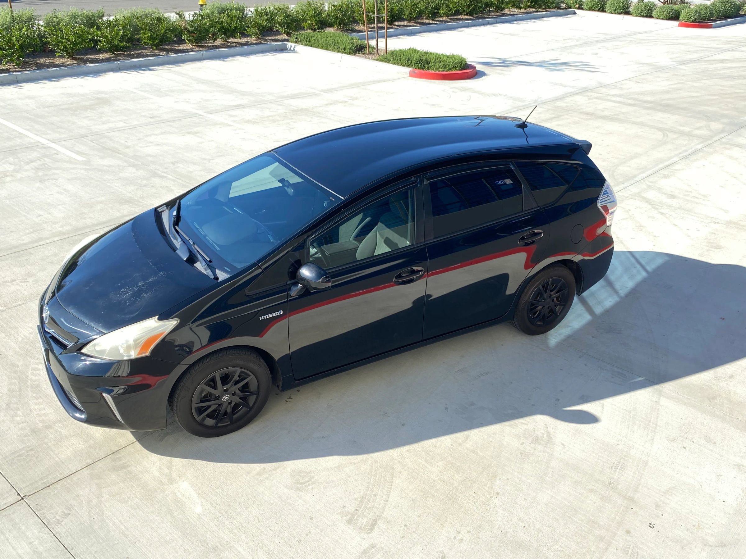 Used 2014 Toyota Prius V Three image 5