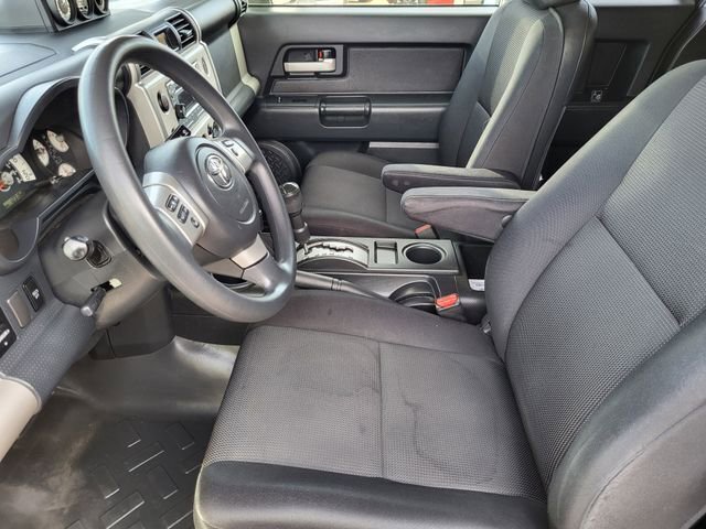 Used 2014 Toyota FJ Cruiser 4WD w/ Convenience Package image 17