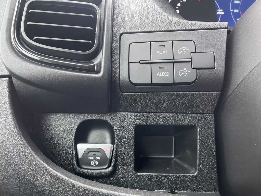 New 2025 RAM ProMaster 3500 w/ Premium Convenience Group FWD image 15